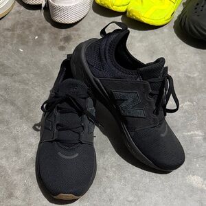 New Balance Black 1906 Men's/Women's Lightweight Athletic Sneakers